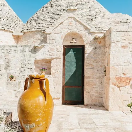 Trulli Delle Sete Locorotondo